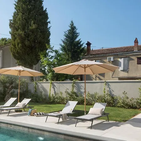 Vila Modern Bino&marija With Pool In Porec *