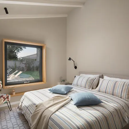 Villa Modern Bino&marija With Pool In Porec *