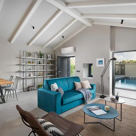 Modern Bino&marija With Pool In Porec Villa Kirmenjak